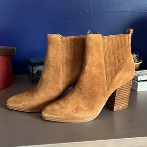 Marc Fisher suade Chelsea boots, unworn